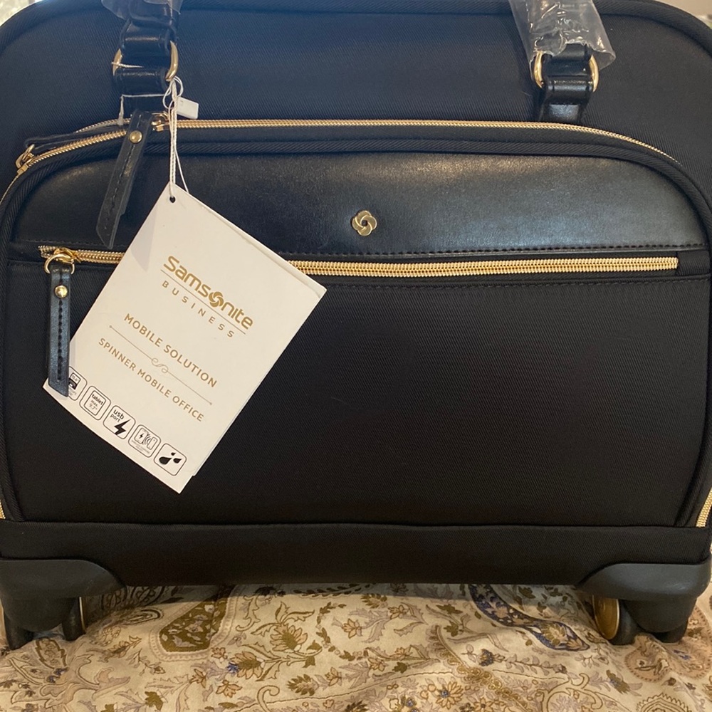 Samsonite business spinner mobile office case